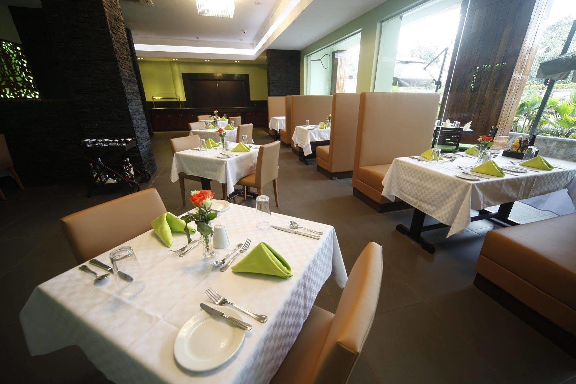 Best Western Premier Garden Hotel Entebbe Luaran gambar
