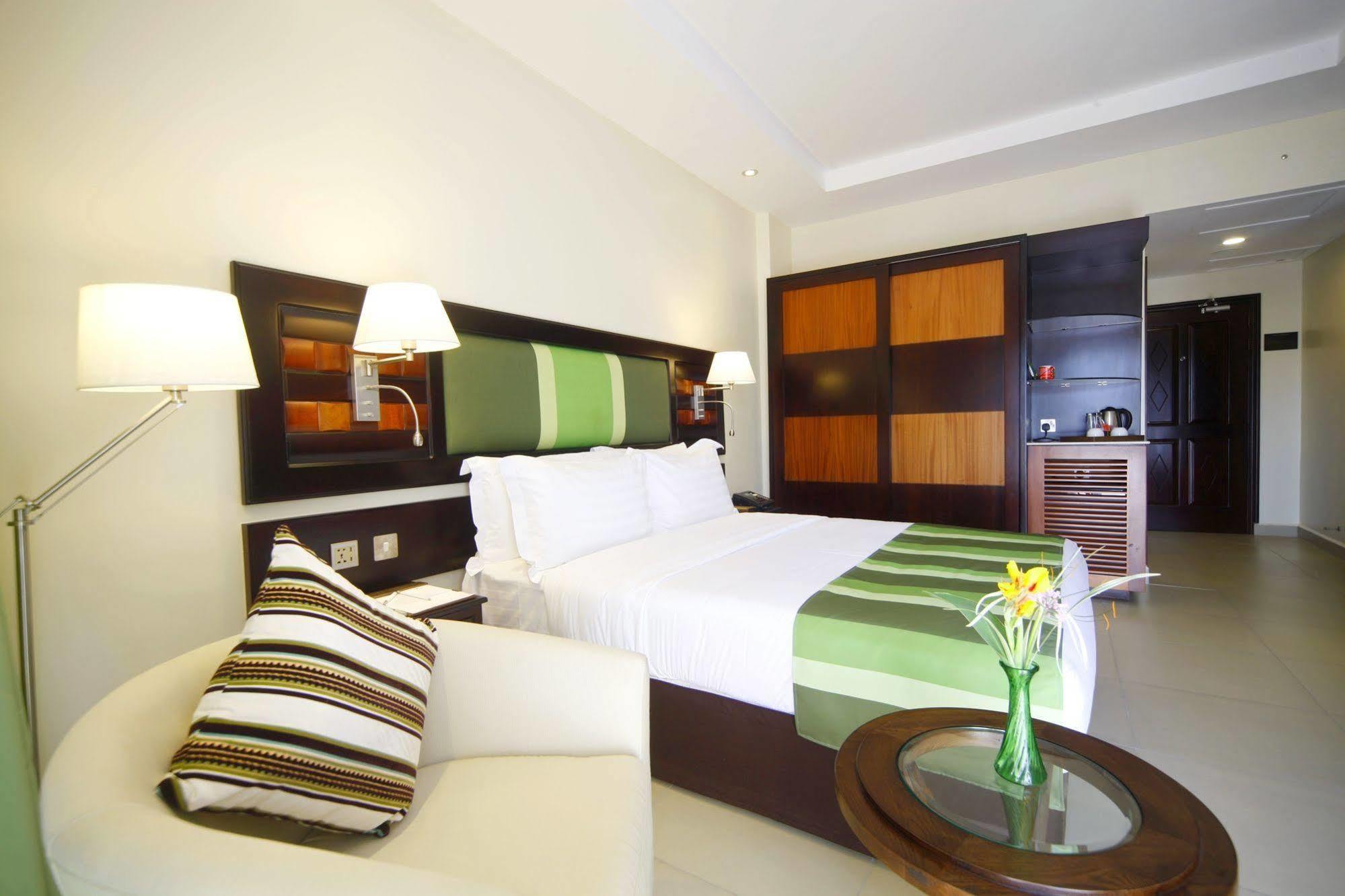 Best Western Premier Garden Hotel Entebbe Luaran gambar