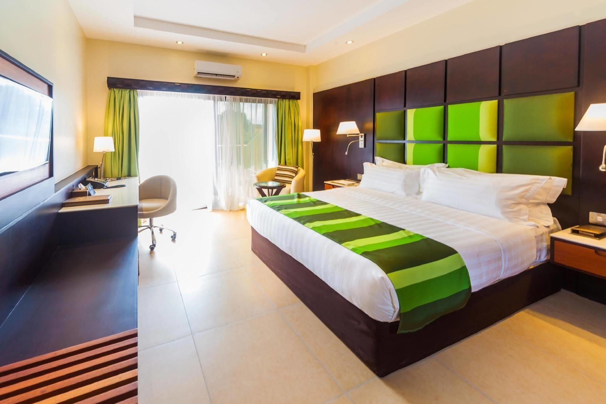 Best Western Premier Garden Hotel Entebbe Luaran gambar
